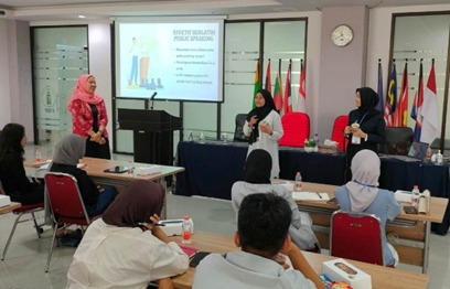 Pelatihan Public Speaking